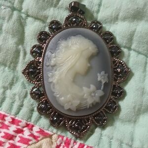 Vintage Vintage Inspired Cameo Pendant